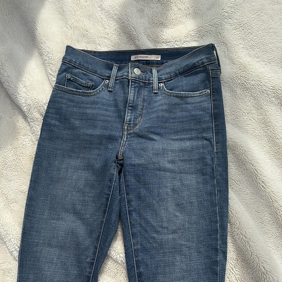 Levi’s 311 Shaping Skinny Jeans Size 26 | High Rise Slimming Stretch Denim - Picture 2 of 11